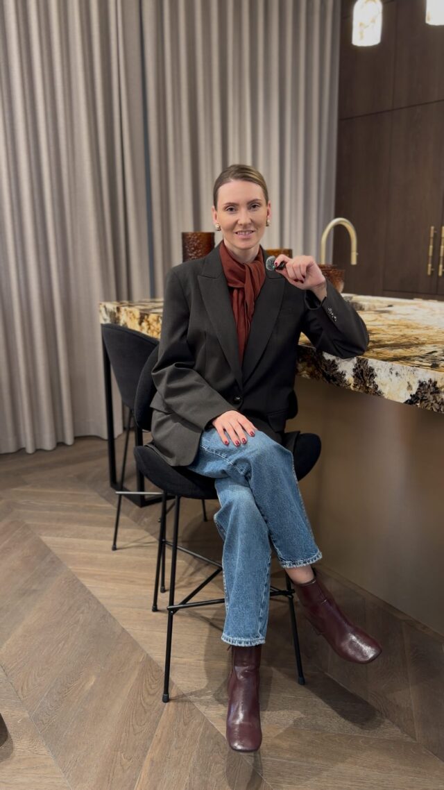 Stać Cię na jakość! 👌🏻
W Deer Wood możesz rozłożyć płatność za usługę stolarską na wygodne dla Ciebie raty, a wszystkie formalności załatwisz u nas na miejscu z doradcą.Jesteś architektem i potrzebujesz takiej usługi dla swojego klienta? W Deer Wood możliwość ratalna jest również dla Was 🩶Skontaktuj się z nami i poznaj więcej szczegółów:☎️ +48 883 000 077
📩 hello@deer-wood.p
🔗 https://deer-wood.pl/kontakt/
__________
#deerwood #meblenazamówienie #custommadefurniture #jakość #pracowniastolarska