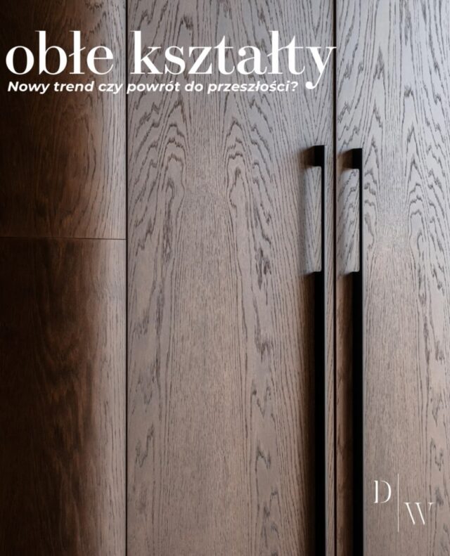 Fenomen obłych kształtów - nowy trend czy powrót do przeszłości? 🤔Choć dziś zaokrąglone zabudowy przeżywają swój wielki renesans, ich historia sięga lat 60. i 70., kiedy miękkie, organiczne formy zdominowały świat designu.Dlaczego znów je pokochaliśmy? Bo obłe kształty optycznie łagodzą przestrzeń i sprawiają, że nawet duże zabudowy wyglądają lżej. To połączenie estetyki z funkcjonalnością. Brak ostrych krawędzi, płynne przejścia i ponadczasowy charakter 🙌🏻Trend? Tak. Chwilowa moda? Zdecydowanie nie.
To powrót dobrego wzornictwa w nowoczesnym wydaniu.Tobie również podobają się obłości w zabudowach meblowych? 💬
_________
#deerwood #meblenawymiar #trendywnetrzarskie #wnetrzarskieinspiracje #trendydesign